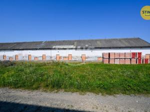 Prodej komerčního pozemku, Stavenice, 7283 m2