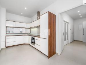 Prodej bytu 3+1, Praha - Holešovice, Vinařská, 105 m2