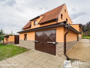 Prodej rodinného domu, Vodochody, 225 m2