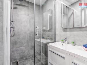 Prodej bytu 1+1, Karviná - Hranice, Bratr. Veverkových, 27 m2