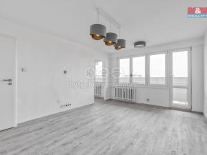 Prodej bytu 1+1, Karviná - Hranice, Bratr. Veverkových, 27 m2