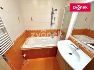 Pronájem bytu 3+1, Zlín, 68 m2
