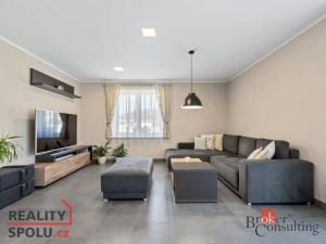Prodej rodinného domu, Krakovany, 161 m2