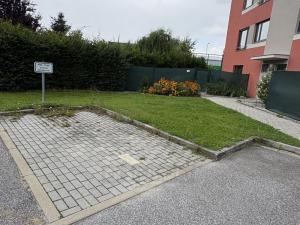 Pronájem komerční nemovitosti, Včelná, Dolní, 9 m2