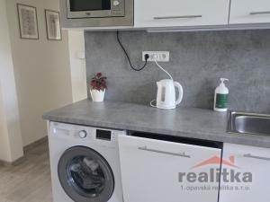 Pronájem bytu 2+1, Opava - Předměstí, třída Spojenců, 70 m2