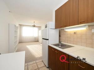 Pronájem bytu 2+kk, Praha - Řepy, Laudova, 45 m2