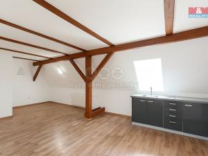 Pronájem bytu 3+1, Šternberk, ČSA, 110 m2