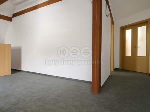 Pronájem bytu 3+1, Šternberk, ČSA, 110 m2