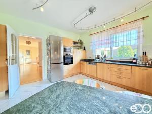 Pronájem rodinného domu, Praha, Granátová, 332 m2