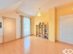 Pronájem rodinného domu, Praha, Granátová, 332 m2
