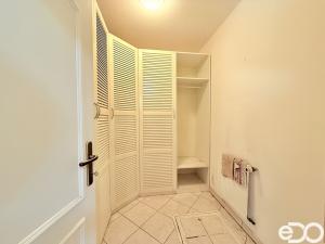 Pronájem rodinného domu, Praha, Granátová, 332 m2