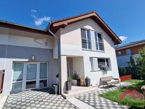 Prodej rodinného domu, Praha - Újezd nad Lesy, Lutínská, 184 m2