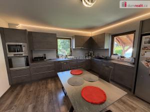 Prodej rodinného domu, Tři Sekery - Krásné, 180 m2