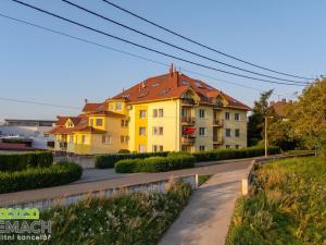 Prodej bytu 3+kk, Staré Město, 99 m2