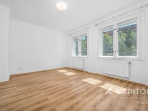 Pronájem bytu 3+1, Praha - Smíchov, U Malvazinky, 82 m2