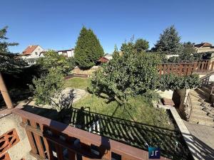 Prodej bytu 2+1, Roudnice nad Labem, Na Vyhlídce, 179 m2