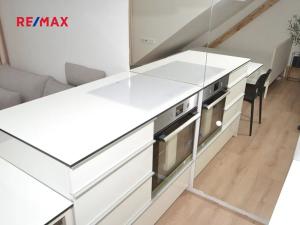 Pronájem bytu 1+kk, Plzeň, Edvarda Beneše, 25 m2