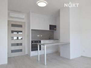 Pronájem bytu 2+kk, Břeclav, Břetislavova, 37 m2