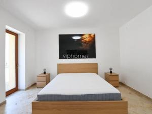 Pronájem bytu 2+kk, Praha - Bubeneč, Mlýnská, 58 m2