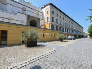 Pronájem bytu 2+kk, Praha - Bubeneč, Mlýnská, 58 m2