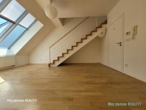 Prodej bytu 2+kk, Praha - Vinohrady, Boleslavská, 72 m2