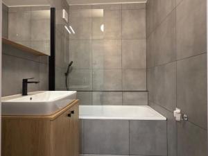 Prodej bytu 3+1, Opava - Kateřinky, Zeyerova, 64 m2