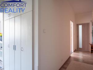 Prodej bytu 2+1, Ostrava - Poruba, Nálepkovo náměstí, 61 m2
