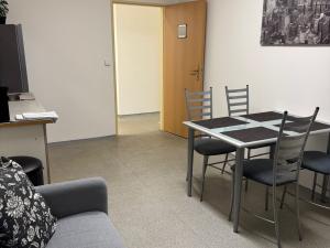 Pronájem kanceláře, Náchod, Raisova, 40 m2