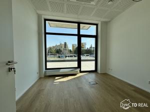 Pronájem kanceláře, Brno, třída Generála Píky, 49 m2