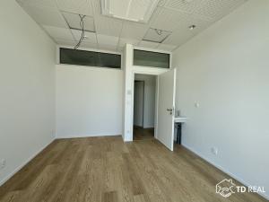 Pronájem kanceláře, Brno, třída Generála Píky, 49 m2
