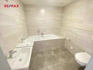 Pronájem bytu 3+kk, Plzeň, U Borských kasáren, 90 m2