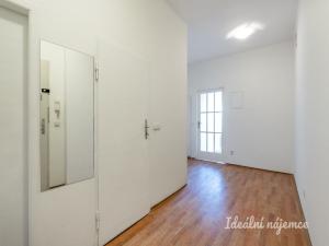 Pronájem bytu 3+1, Praha - Žižkov, Lucemburská, 76 m2
