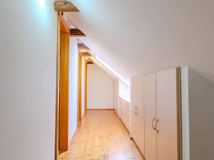 Prodej rodinného domu, Milovice, 178 m2