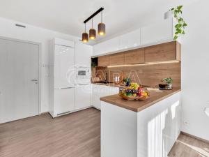 Prodej bytu 3+kk, Praha - Třebonice, K metru, 70 m2