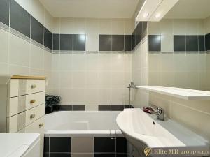 Pronájem bytu 3+1, Mladá Boleslav, U stadionu, 76 m2