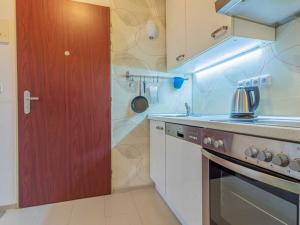 Pronájem bytu 1+1, Praha - Nusle, U Pernštejnských, 29 m2