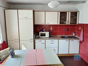 Prodej chaty, Plzeň - Skvrňany, U Domažlické trati, 33 m2