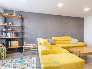 Prodej bytu 3+1, Znojmo, Dukelských bojovníků, 70 m2