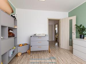 Prodej bytu 3+1, Znojmo, Dukelských bojovníků, 70 m2