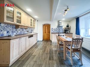 Prodej rodinného domu, Sedlčany, Víta Nejedlého, 126 m2