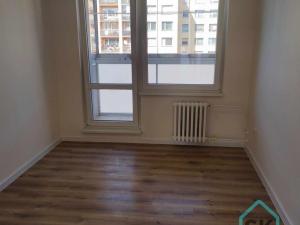 Pronájem bytu 3+1, Krnov - Pod Bezručovým vrchem, Budovatelů, 74 m2