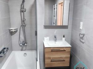 Pronájem bytu 3+1, Krnov - Pod Bezručovým vrchem, Budovatelů, 74 m2