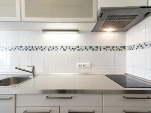 Pronájem bytu 2+kk, Praha - Bohnice, Štětínská, 50 m2