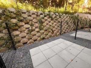 Pronájem bytu 1+kk, Praha - Hlubočepy, Hlubočepská, 27 m2