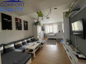 Prodej bytu 2+1, Ostrava - Poruba, Hlavní třída, 51 m2