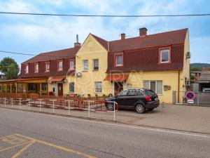 Prodej restaurace, Martínkovice, 500 m2