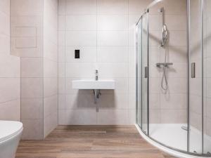 Pronájem bytu 2+kk, Praha - Hlubočepy, Na Zlíchově, 53 m2