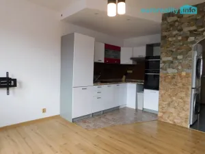 Prodej bytu 2+kk, Česká Lípa, Jihlavská, 41 m2