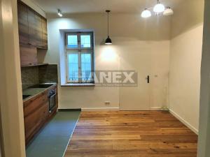 Pronájem bytu 1+1, Praha - Žižkov, Vlkova, 40 m2