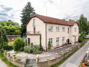 Prodej rodinného domu, Kamenice, Safírová, 800 m2